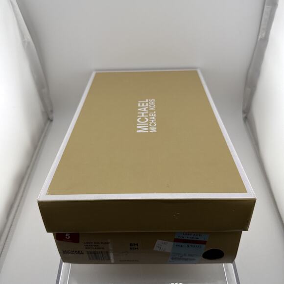 Michael Kors Lizzy Mid Pump Soft Suede Charcoal Grey Size 5 EUC w/ box - Picture 11 of 11